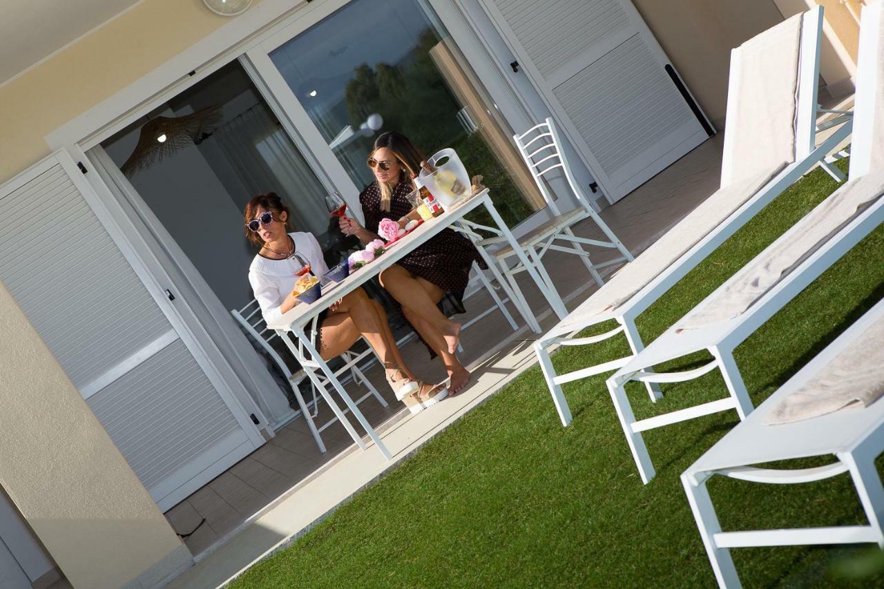 Residence Mar Mediterraneo Quartu Sant'Elena Ngoại thất bức ảnh