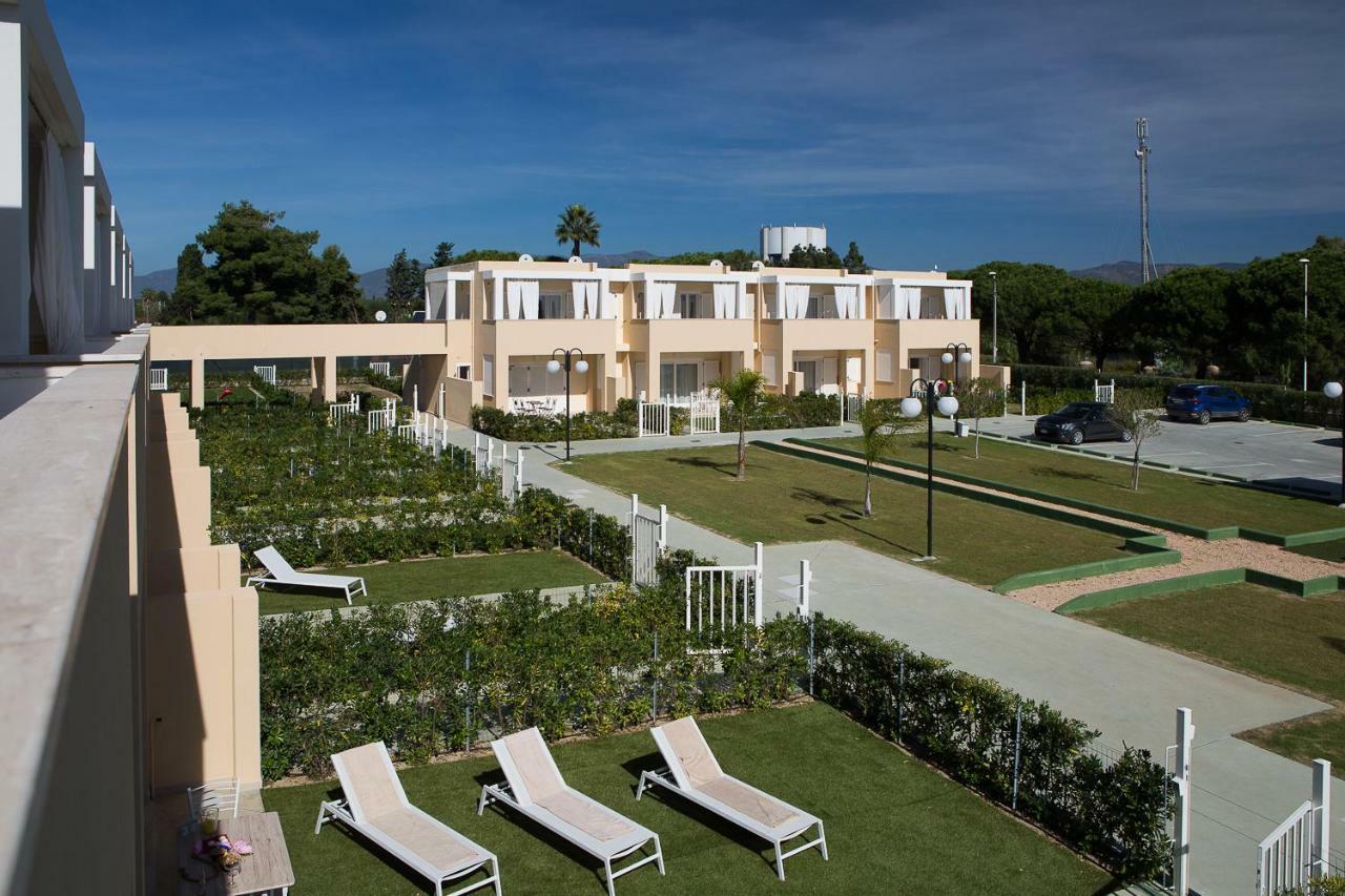 Residence Mar Mediterraneo Quartu Sant'Elena Ngoại thất bức ảnh